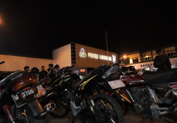 Patroli Skala Besar Polres Lamongan Sasar Knalpot Brong dan 3C, 64 Kendaraan Ditilang