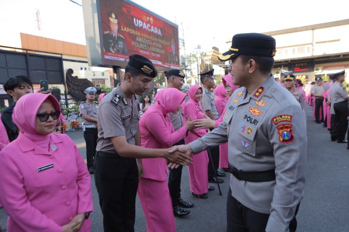 61 Personel Polres Lamongan Naik Pangkat Jelang Hari Bhayangkara ke-80